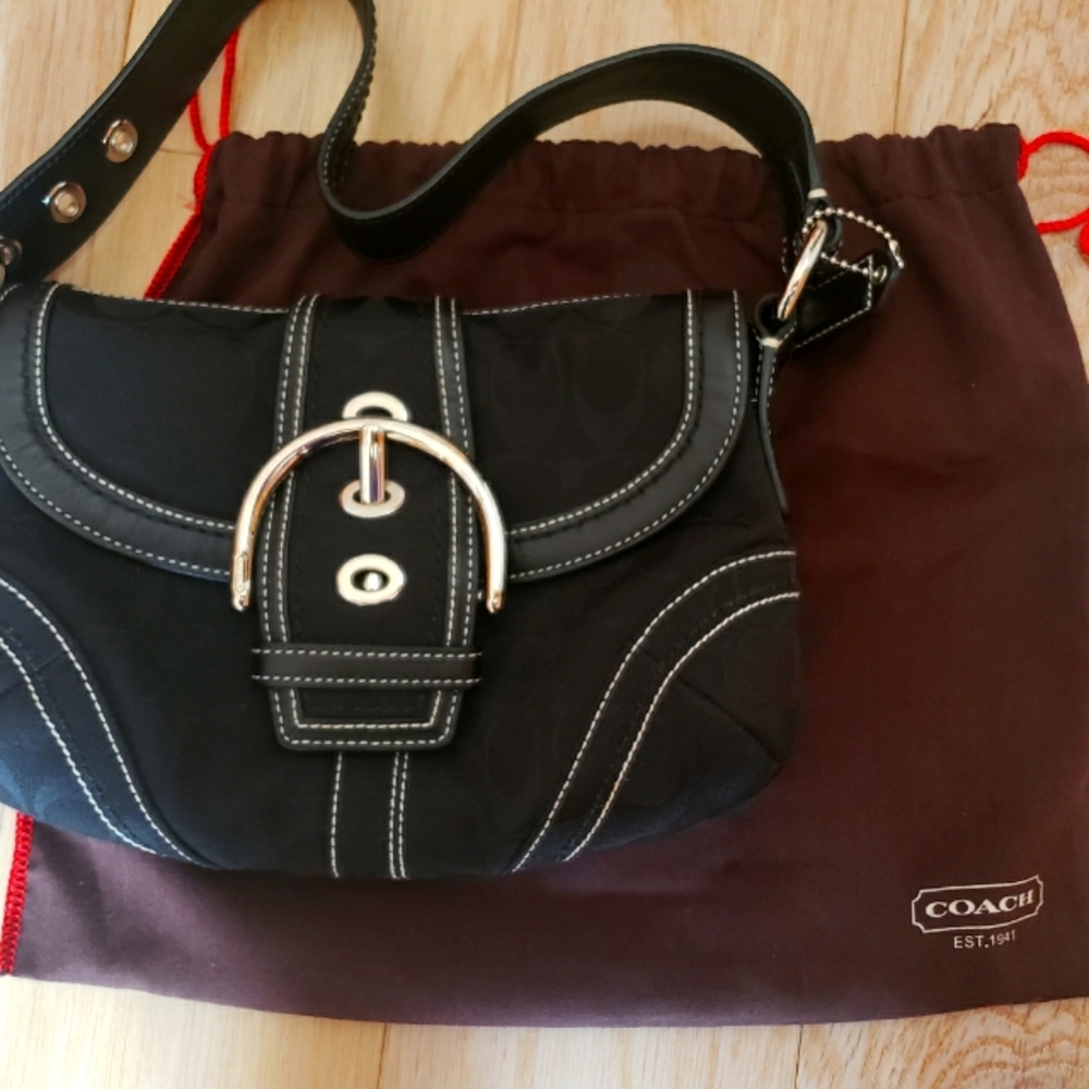 Coach small clutch purse